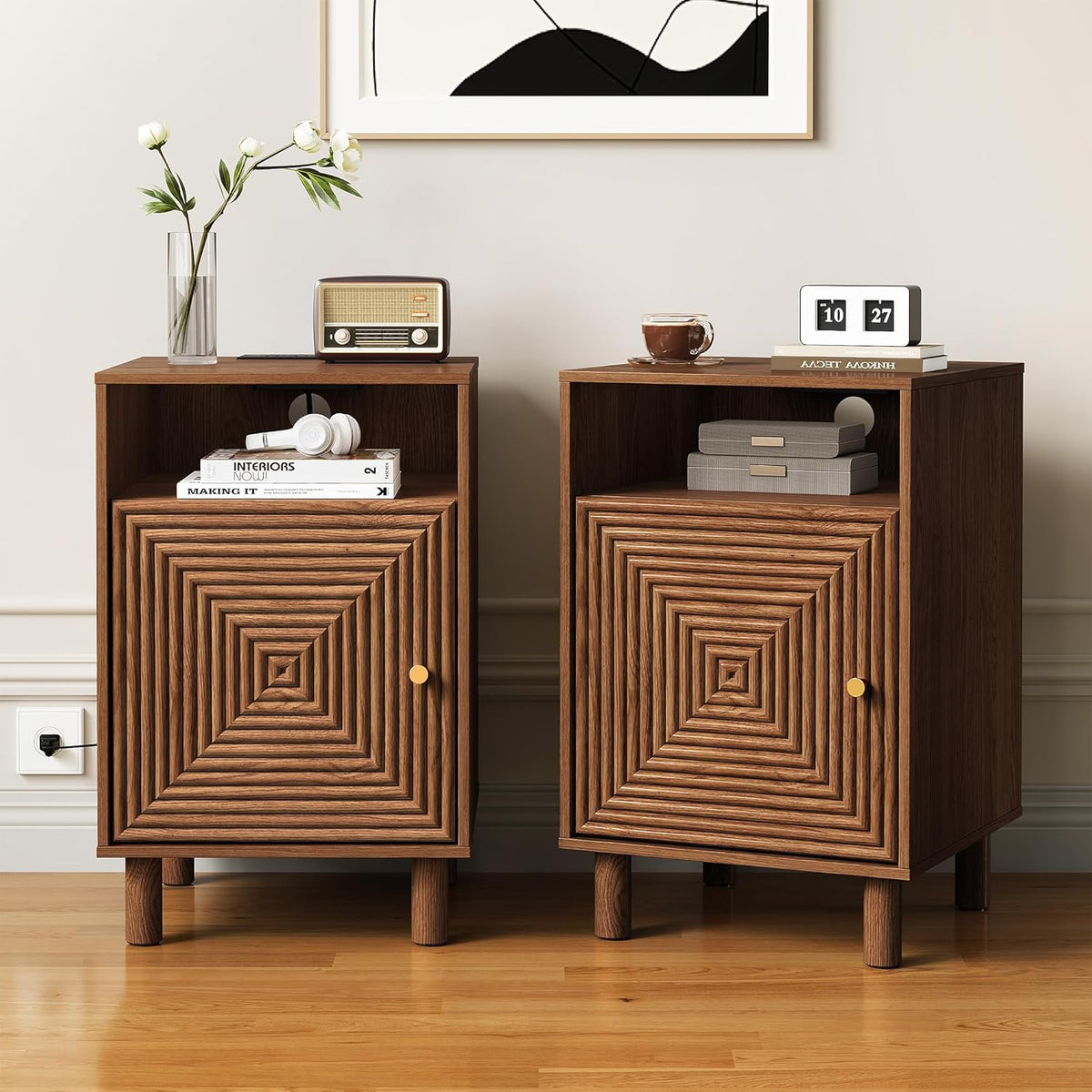 Royalcraft Nightstand Set of 2, Modern Side Table with Charging Station, Accent End Table with Solid Wood Legs, Bedside Table for Living Room, Bedroom, Entryway