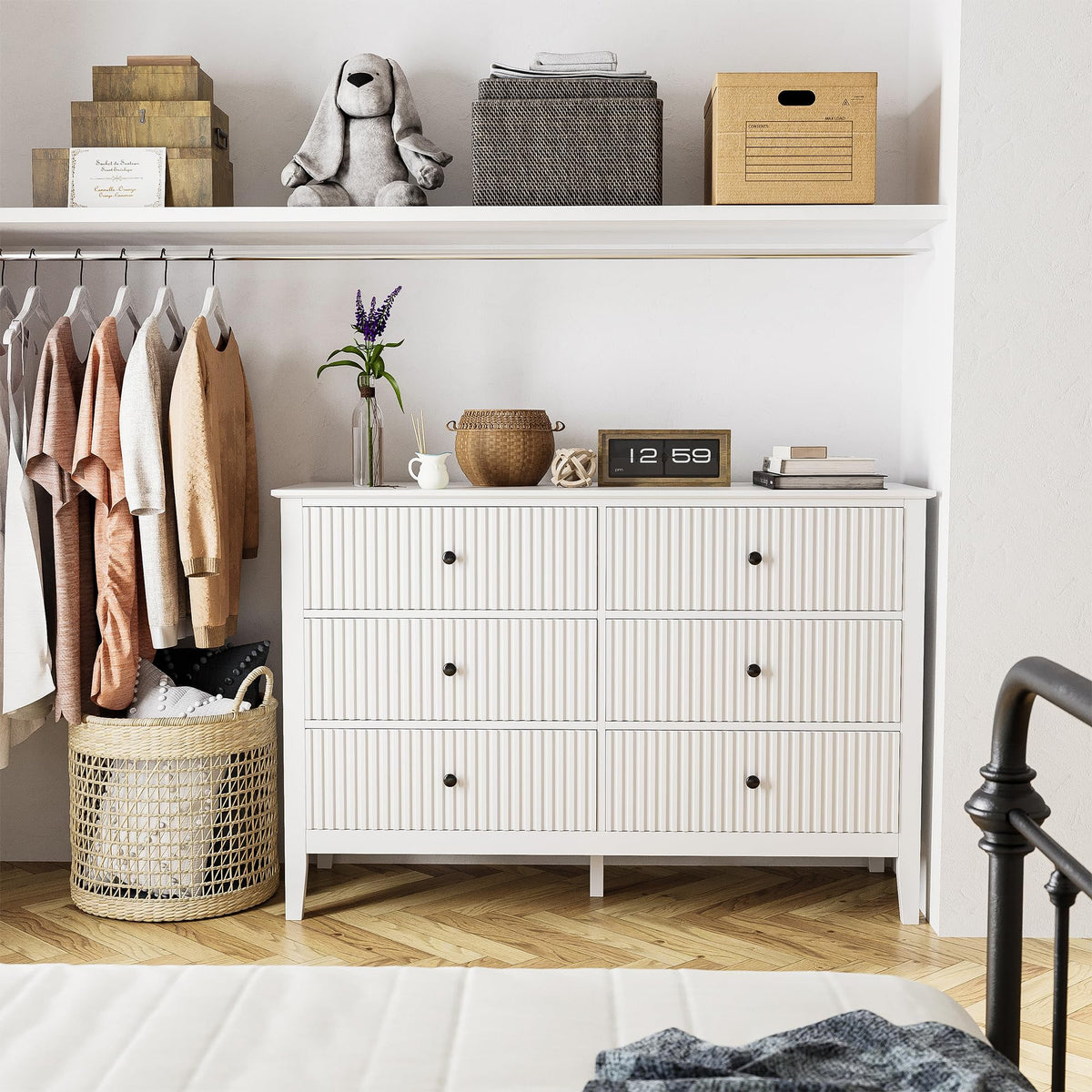 RoyalCraft White Fluted 6 Drawer Dresser for Bedroom, Modern Chest of Drawers, Wood Dresser for Storage Clothes, Wooden Storage Cabinet for Bedroom, Hallway, Living Room, Entryway