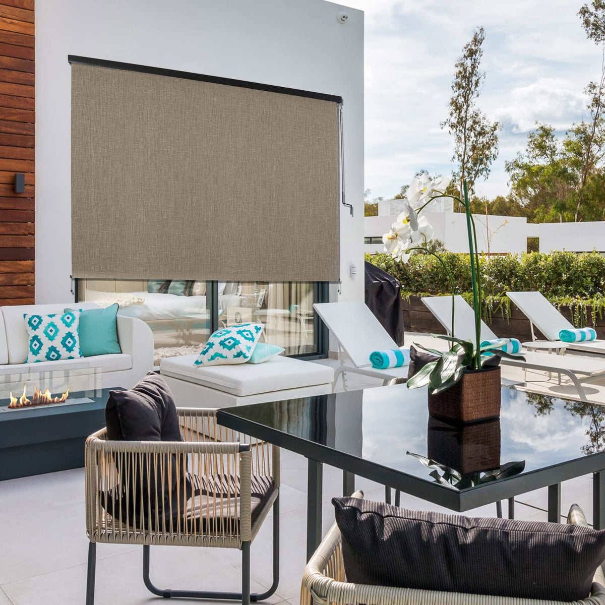 Royalcraft Cordless Outdoor Roller Sun Shade with Pole，8'Wx8'H 420GSM 95% Blockout Waterproof Outdoor Blinds Roll Up for Gazebo Porch, Deck, Pergola,Brown