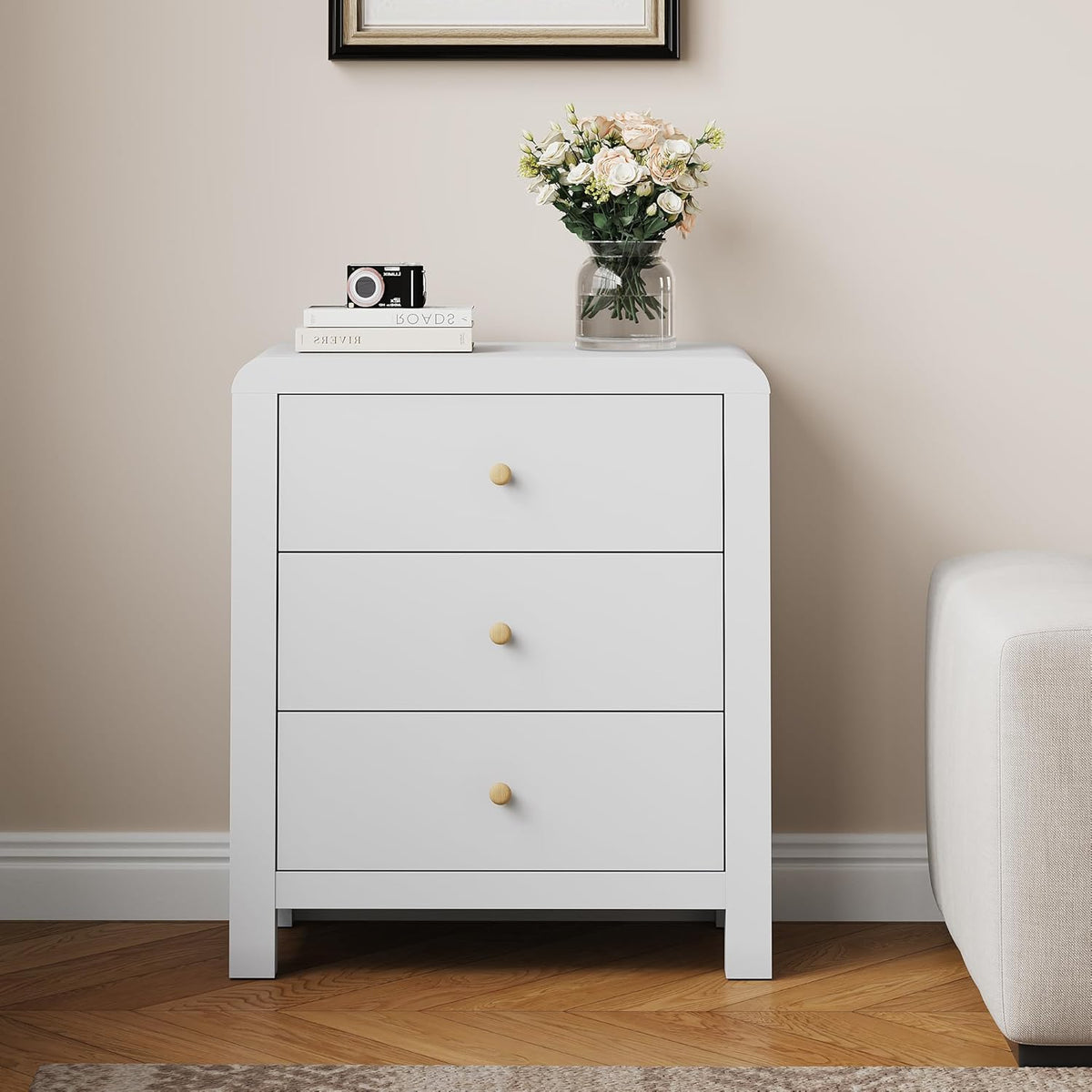 Royalcraft 3 Drawer Dresser, Modern Chest of Drawers with Rounded Table Corners, Wooden Closet Dresser Nightstand Side Table with Ample Storage Space for Bedroom, Living Room, Entryway, Natural Wood